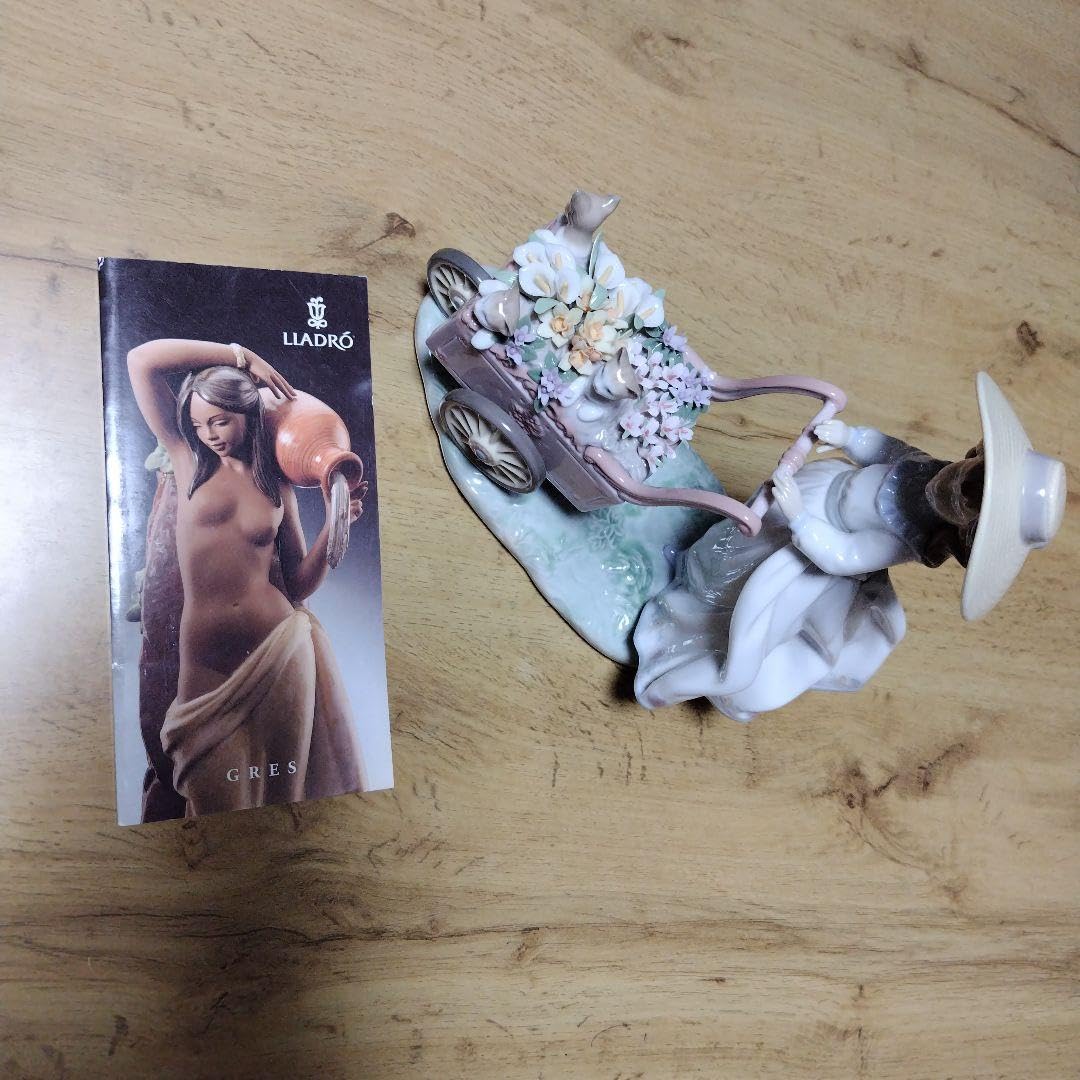 LLADRO リヤドロ キティカート 仔猫たちとお散歩